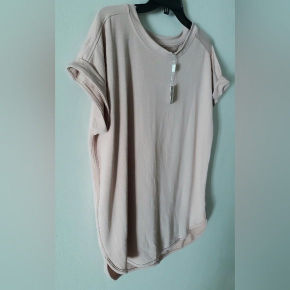 NWT Cupio Short Sleeve T-shirt - Sz XL - Picture 2 of 4